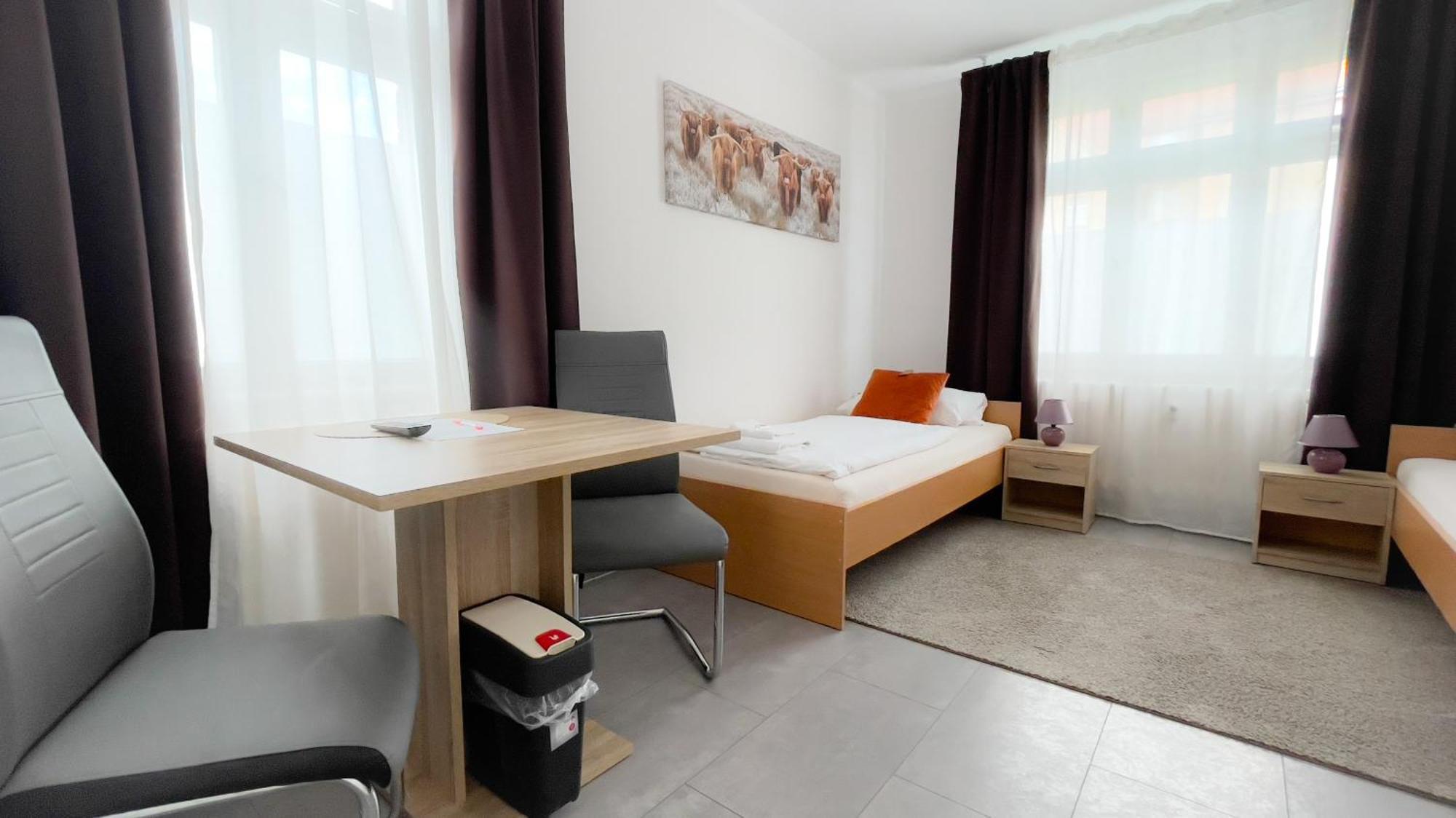 Motel Daria Hennigsdorf Berlin מראה חיצוני תמונה